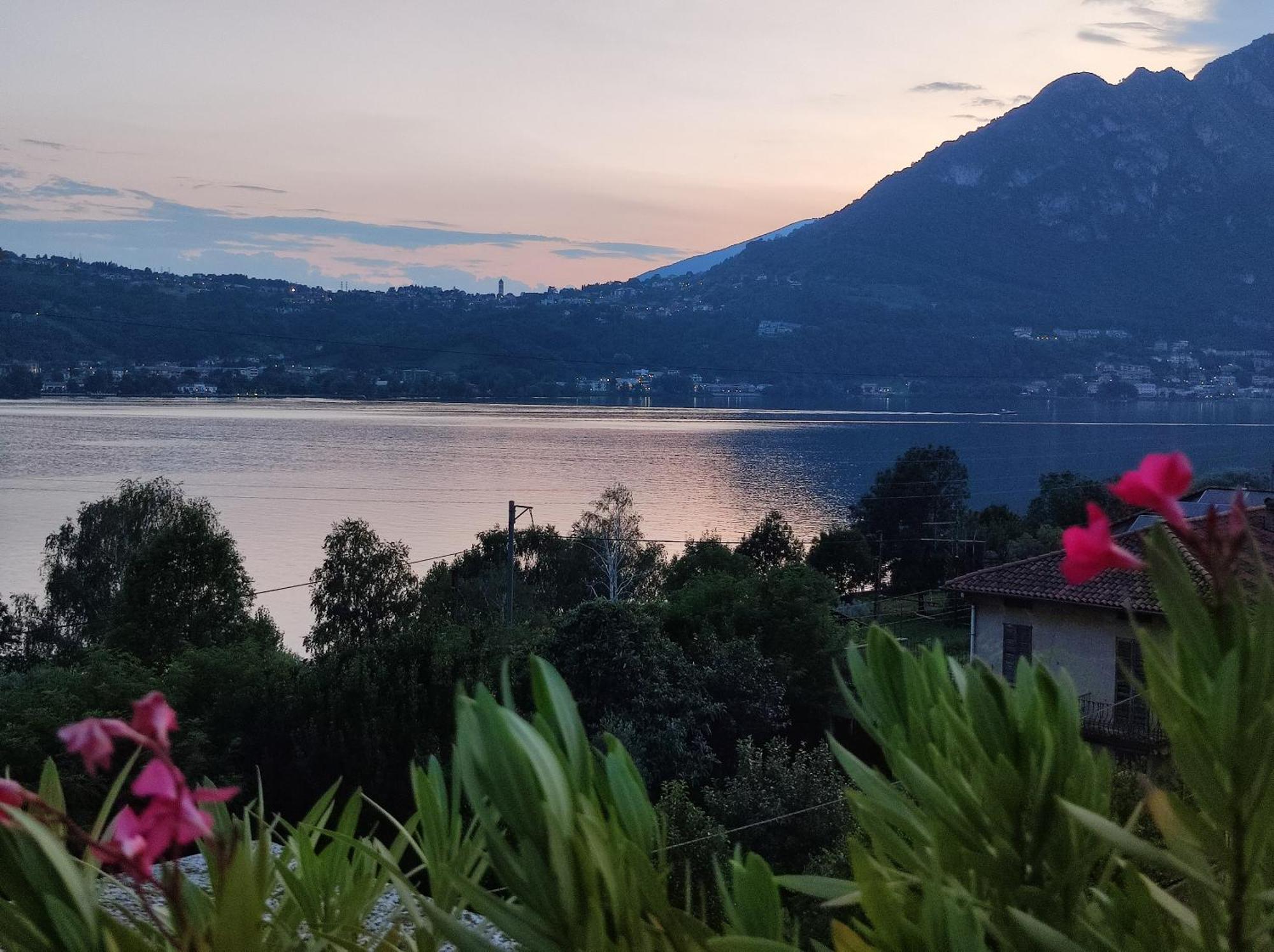 Terrazzo Sul Lago 莱科 外观 照片